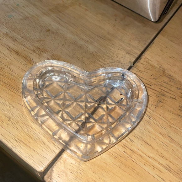 Beautiful lead crystal Trickett boxes👀🩷 - Picture 1 of 2